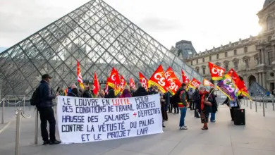 Το-Λούβρο-απεργεί-επ’-αόριστον
