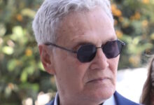 Ο-Αλμπέρτο-Εσκενάζυ-θα-αποτεφρωθεί-στη-Ριτσώνα-–-Την-Πέμπτη-18-Δεκεμβρίου-το-«τελευταίο-αντίο»-στον-ηθοποιό