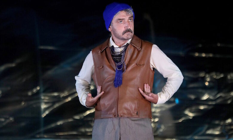 Δημήτρης-Ήμελλος:-Συγκινεί-η-ανάρτηση-της-αδελφής-του-για-τον-έναν-χρόνο-από-τον-θάνατο-του-ηθοποιού