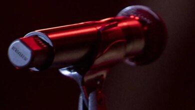 Νεαρός-τραγουδιστής-θα-καταγγείλει-την-Πέμπτη-τον-διάσημο-Έλληνα-–-«Η-αξιοπρέπεια-δεν-είναι-διαπραγματεύσιμη»,-τόνισε