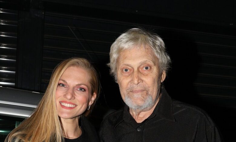 Σάρα-Εσκενάζυ:-Η-πρώτη-ανάρτηση-για-το-θάνατο-του-πατέρα-της,-Αλμπέρτο-Εσκενάζυ-και-η-επιθυμία-της-οικογένειας