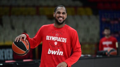 Ολυμπιακός:-Χωρίς-Μόντε-Μόρις-οι-ερυθρόλευκοι-με-την-Βιλερμπάν,-πότε-θα-κάνει-το-ντεμπούτο-του