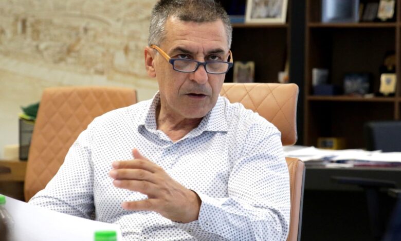 Κουρέτας-«αδειάζει»-Τσιάρα:-Εκτός-γραμμής-οι-δηλώσεις-του-–-Μένει-η-Ντιντή