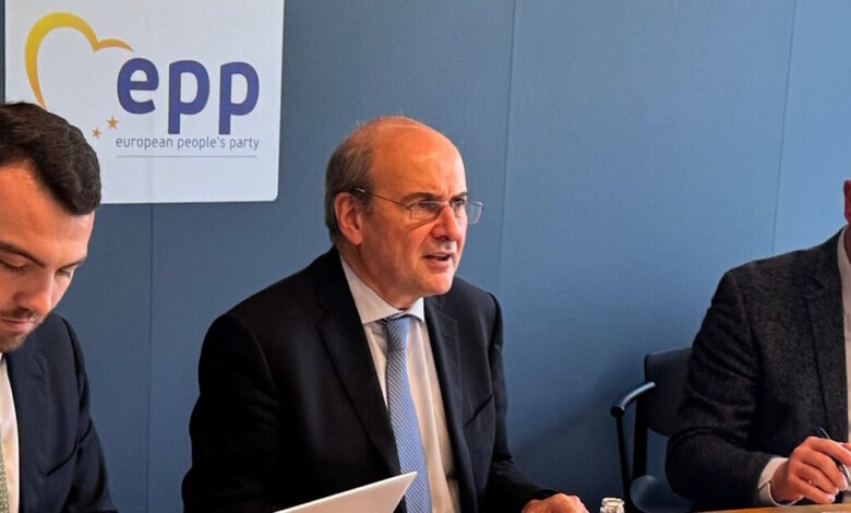 Χατζηδάκης-–-ΕΛΚ:-Παρεμβάσεις-σε-9-τομείς-για-την-ανταγωνιστικότητα