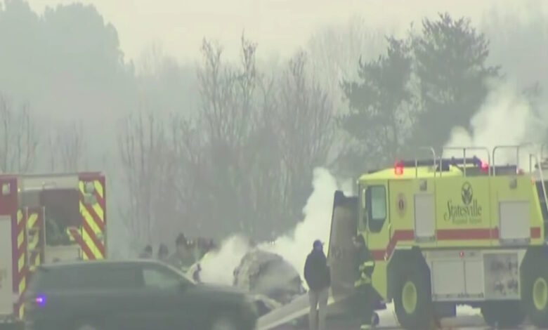 ΗΠΑ:-Νεκροί-και-οι-6-επιβαίνοντες-στο-αεροσκάφους-τύπου-cessna-που-συνετρίβη-στη-Βόρεια-Καρολίνα-–-Βίντεο