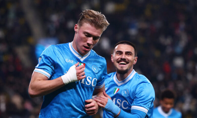 Νάπολι-–-Μίλαν-2-0:-Στον-τελικό-του-supercoppa-οι-παρτενοπέι