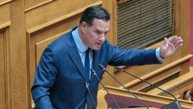 Εξώδικο-Γεωργιάδη-σε-Κωνσταντοπούλου:-«Μήνυση-και-αγωγή-αν-δεν-ανακαλέσει,-με-κατηγόρησε-επίτηδες-για-παιδεραστία»