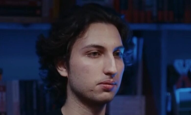 Διονύσης-Σαββόπουλος:-Δάκρυσε-ο-εγγονός-του-μιλώντας-για-τη-ζωή-με-τον-Νιόνιο-–-Η-τελευταία-συνομιλία-και-η-έκπληξη-στα-γενέθλια