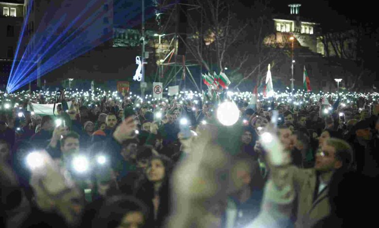 Ζητούν-δίκαιες-εκλογές:-Στους-δρόμους-οι-Βούλγαροι-κατά-της-εκτεταμένης-διαφθοράς