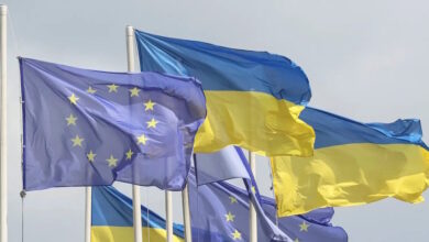 Η-συμφωνία-της-ΕΕ-για-την-χρηματοδότηση-της-Ουκρανίας-αποκάλυψε-ότι-«ο-βασιλιάς-είναι-γυμνός»,-αλλά-τι-ακολουθεί-τώρα;