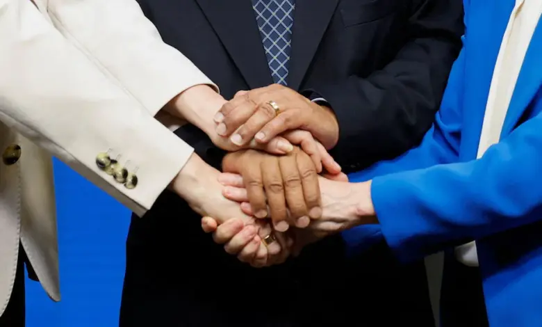 Ικανοποίηση-σε-Κίεβο-και-σε-Μόσχα-με-τη-«συμφωνία»-των-«27»-για-το-δάνειο-στην-Ουκρανία