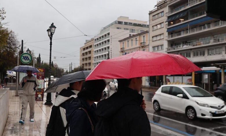 Καιρός-αύριο:-Τοπικές-βροχές-στην-Αττική-και-καταιγίδες-σε-Πελοπόννησο,-Κρήτη,-Κυκλάδες-και-Δωδεκάνησα