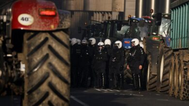 Η-κυβέρνηση-στη-Γαλλία-ζητά-χριστουγεννιάτικη-εκεχειρία-από-τους-αγρότες