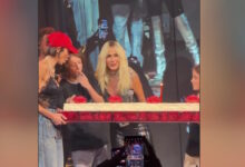 Η-Άννα-Βίσση-γιόρτασε-τα-γενέθλια-της-στην-πίστα:-Η-έκπληξη-της-Σοφίας-Καρβέλα-και-το-τρυφερό-φιλί-τους