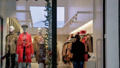 Εορταστικό-ωράριο-Χριστουγέννων-2025-με-ανοιχτά-μαγαζιά-την-Κυριακή-–-Τι-ισχύει-για-τα-σούπερ-μάρκετ