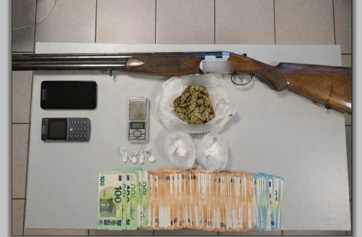 Λάρισα:-Στα-χέρια-της-Δίωξης-διακινητής-με-κοκαΐνη-και-12.800-ευρώ-σε-μετρητά