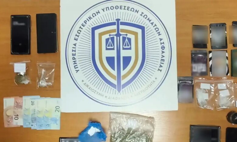 Υπαρχιπυροσβέστης-και-δύο-ακόμη-άντρες-«πιάστηκαν»-για-διακίνηση-ναρκωτικών-–-Πουλούσαν-την-κοκαΐνη-50-ευρώ-το-γραμμάριο