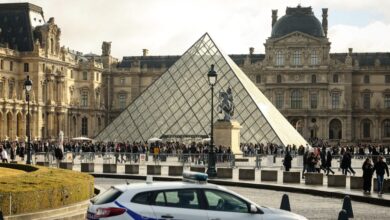 Γαλλία:-Στο-εδώλιο-ο-φροντιστής-των-ασημικών-του-Ελιζέ-και-ο-σύντροφός-του-γιατί-έκλεψε-πολύτιμα-αντικείμενα