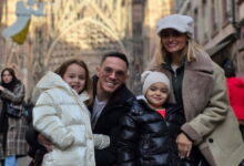 Λευτέρης-Πετρούνιας-–-Βασιλική-Μιλλούση:-Οι-μαγευτικές-φωτογραφίες-από-το-ταξίδι-τους-στο-Στρασβούργο-με-τις-κόρες-τους