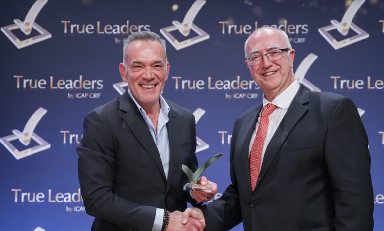 Μπάρμπα-Στάθης:-Αναδείχθηκε-true-leader-2025