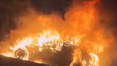 Φωτιά-σε-αυτοκίνητο-στην-Κηφισίας-στο-ύψος-της-Φιλοθέης-–-Μεγάλο-μποτιλιάρισμα