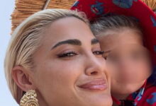 Ιωάννα-Τούνη:-«Από-αυτή-τη-χρονιά,-κρατάω-αυτό»-–-Οι-τρυφερές-φωτογραφίες-με-τον-γιο-της