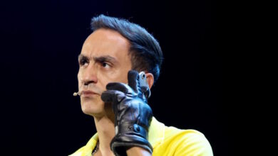 Τόλης-Παπαδημητρίου:-Ένας-άνθρωπος-πήγε-να-μπει-σε-έναν-οίκο-ανοχής-και-κατά-λάθος-ήρθε-στο-θέατρο