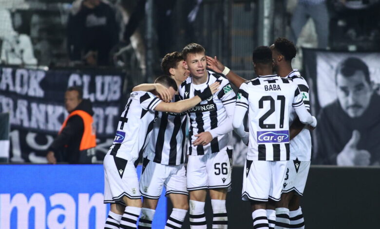 Ανέστης-Μύθου:-Η-φοβερή-εμφάνιση-του-18χρονου-επιθετικού-του-ΠΑΟΚ-και-η-αγκαλιά-με-τον-Ραζβάν-Λουτσέσκου