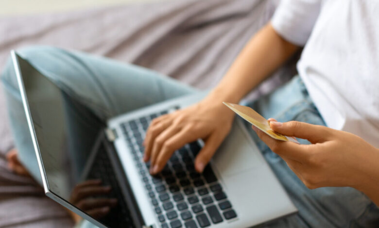 Ηλεκτρονικές-πληρωμές:-Πώς-άλλαξαν-την-ελληνική-οικονομία-την-τελευταία-δεκαετία