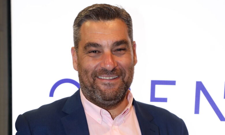 Μάνος-Νιφλής:-«Βαριέμαι-τον-τρόπο-με-τον-οποίο-καλύπτεται-η-υπόθεση-του-Γιώργου-Μαζωνάκη»