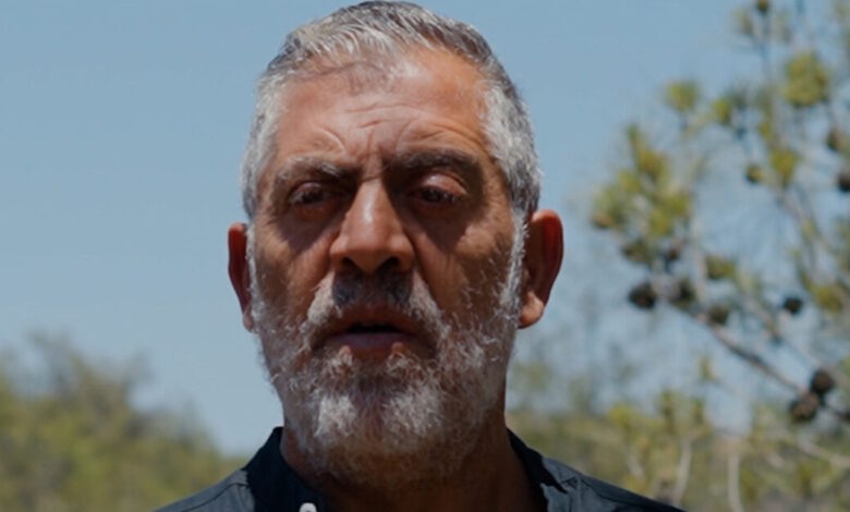 Γη-της-ελιάς-–-επόμενο-επεισόδιο:-Η-Ασπασία-υποχρεώνει-τον-Δημοσθένη-να-παραδεχτεί-τα-πάντα-για-τη-δολοφονία-του-Κίμωνα-και-τον-σκοτώνει