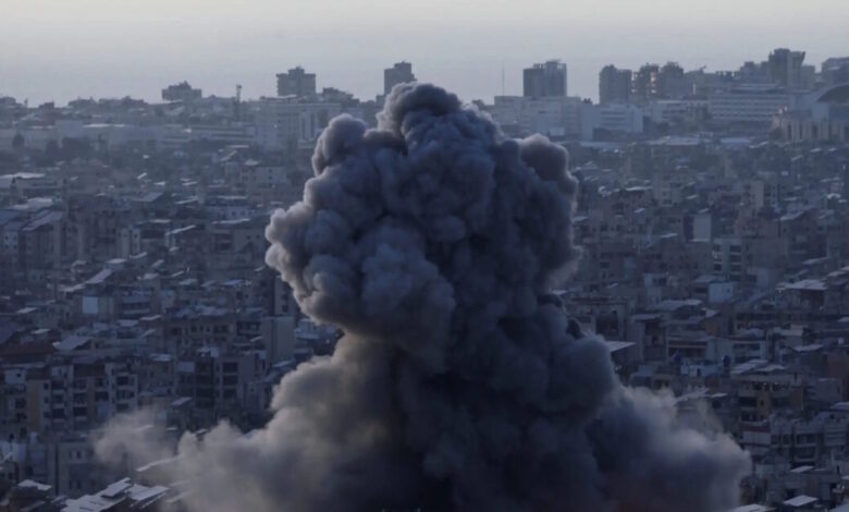 Το-Ισραήλ-εξαπέλυσε-νέους-φονικούς-βομβαρδισμούς-στο-Λίβανο:-«Στοχεύσαμε-δυνάμεις-της-Χεζμπολάχ»