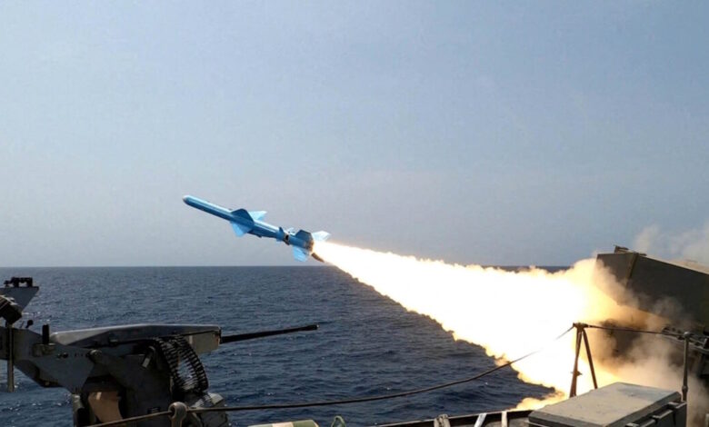 Το-Ιράν-πραγματοποίησε-ασκήσεις-με-πυραύλους-ενώ-ΗΠΑ-–-Ισραήλ-εξετάζουν-νέες-επιθέσεις-εναντίον-του