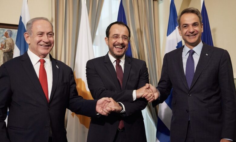 Κυριάκος-Μητσοτάκης:-Η-επίσκεψη-στην-Ιερουσαλήμ-και-η-τριμερής-συνάντηση-με-Κύπρο-και-Ισραήλ