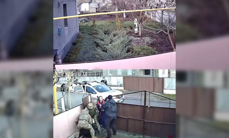 Ουκρανία:-Αγνοείται-δημοσιογράφος-που-«απήγαγαν»-οι-στρατολόγοι-(βίντεο)