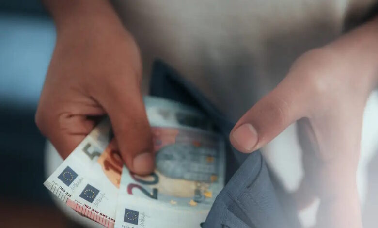 Επιστροφή-τριών-ενοικίων-σε-εκπαιδευτικούς,-γιατρούς-και-νοσηλευτές-εκτός-μεγάλων-πόλεων