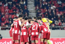 Οι-ευχές-του-Ολυμπιακού-για-τα-Χριστούγεννα-με-conference-και-youth-league