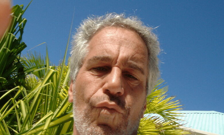 Τζέφρι-Έπσταϊν:-Ανακαλύφθηκαν-πάνω-από-1-εκατ.-νέα-έγγραφα-που-μπορεί-να-έχουν-σχέση-με-την-υπόθεση-του