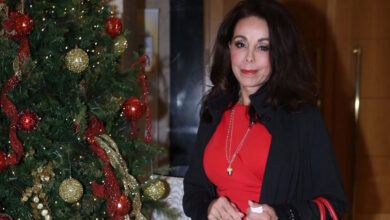 Συγκινεί-η-Βούλα-Πατουλίδου-για-τα-πρώτα-Χριστούγεννα-χωρίς-τον-άντρα-της-–-«Όση-χρυσόσκονη-κι-αν-ρίξεις,-η-απουσία-κάθεται-εκεί»
