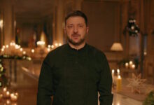 Ο-Ζελένσκι-εύχεται-για-τον-Πούτιν-«μακάρι-να-πεθάνει»-και-να-έρθει-ειρήνη-για-την-Ουκρανία-–-Το-αιχμηρό-χριστουγεννιάτικο-μήνυμά-του