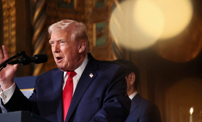 Ο-Ντόναλντ-Τραμπ-κινείται-ξανά-κατά-των-«late-shows»-–-«Πρέπει-να-βάλετε-τώρα-για-ύπνο-τον-Στίβεν-Κολμπέρτ»