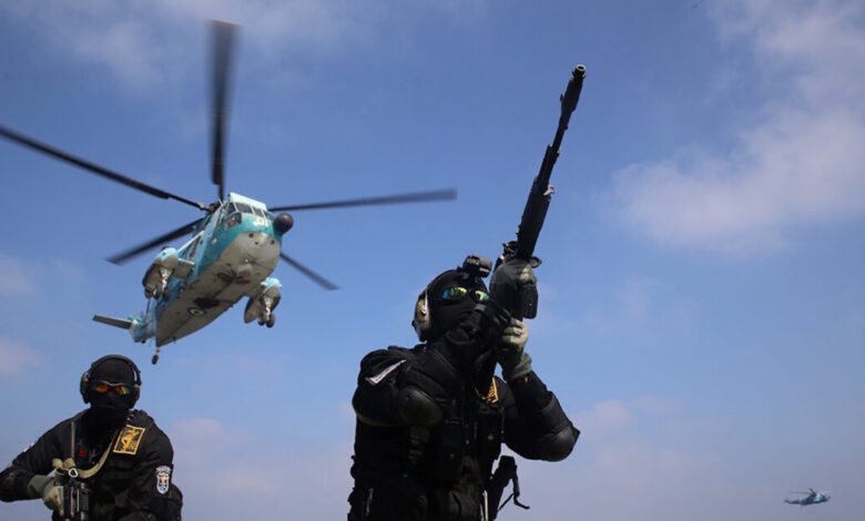 Το-Ιράν-κατέσχεσε-πετρελαιοφόρο-με-4-εκατ.-λίτρα-λαθραίου-καυσίμου-–-Πλάνα-από-την-επιχείρηση