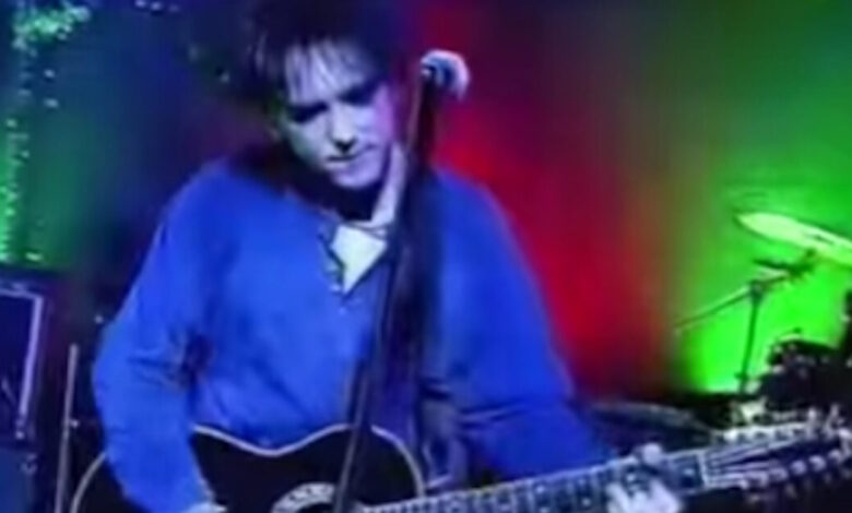 the-cure:-Πέθανε-σε-ηλικία-65-ετών-ο-Πέρι-Μπαμόντε,-κιθαρίστας-και-κιμπορντίστας-του-συγκροτήματος
