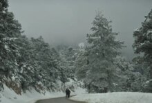 Καιρός:-Έρχονται-χιόνια-στις-κορυφές-της-Πάρνηθας-και-πτώση-της-θερμοκρασίας-–-Η-πρόγνωση-των-επόμενων-ημερών