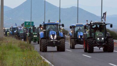 Μπλόκο-Λόγγου:-Παραμένουν-οι-αγρότες-και-προχωρούν-σε-κλιμάκωση