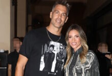 Αθηνά-Οικονομάκου-και-Μπρούνο-Τσερέλα-έγιναν-στολίδια-στο-χριστουγεννιάτικο-δέντρο-τους