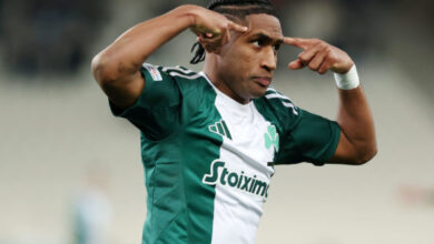 Δυσαρέσκεια-στον-Παναθηναϊκό-για-τον-Τετέ-–-Φωτογραφήθηκε-με-φανέλα-της-Γκρέμιο-που-είχε-πάνω-το-όνομά-του