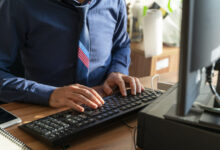 Οι-30-μόνιμες-παροχές-που-«κέρδισαν»-μισθωτοί,-συνταξιούχοι-και-νοικοκυριά-το-2025