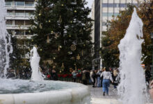 Ανοιχτά-τα-καταστήματα-σήμερα-Κυριακή-28/12-–-Τι-ώρα-κλείνουν