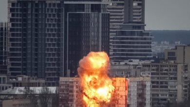 Κίεβο:-Στο-έλεος-του-χειμώνα-χιλιάδες-κάτοικοι-–-Έμειναν-χωρίς-ρεύμα-και-θέρμανση-από-τους-βομβαρδισμούς-της-Ρωσίας